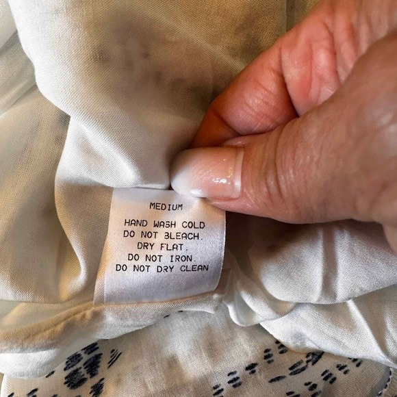 Hommage White Blue Print Maxi Dress V Neck Tie Waist Sleeveless Resortwear - Picture 11 of 14